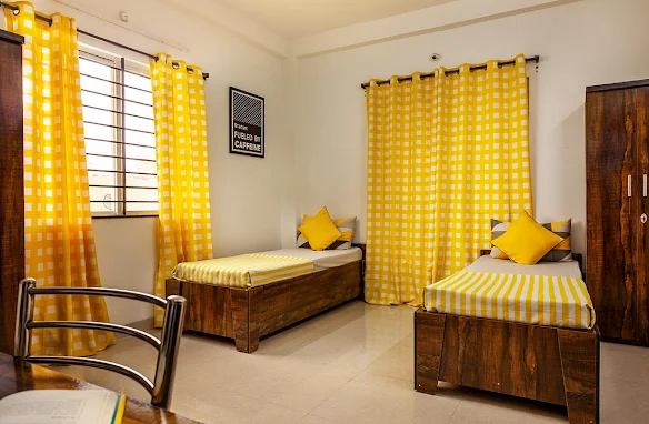 SRI SAI FRIENDS NEW LUXURY PAYING GUEST MEN
