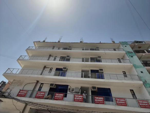 PG Near AMITY UNIVERSITY, RAIPUR, Sector 126, Noida